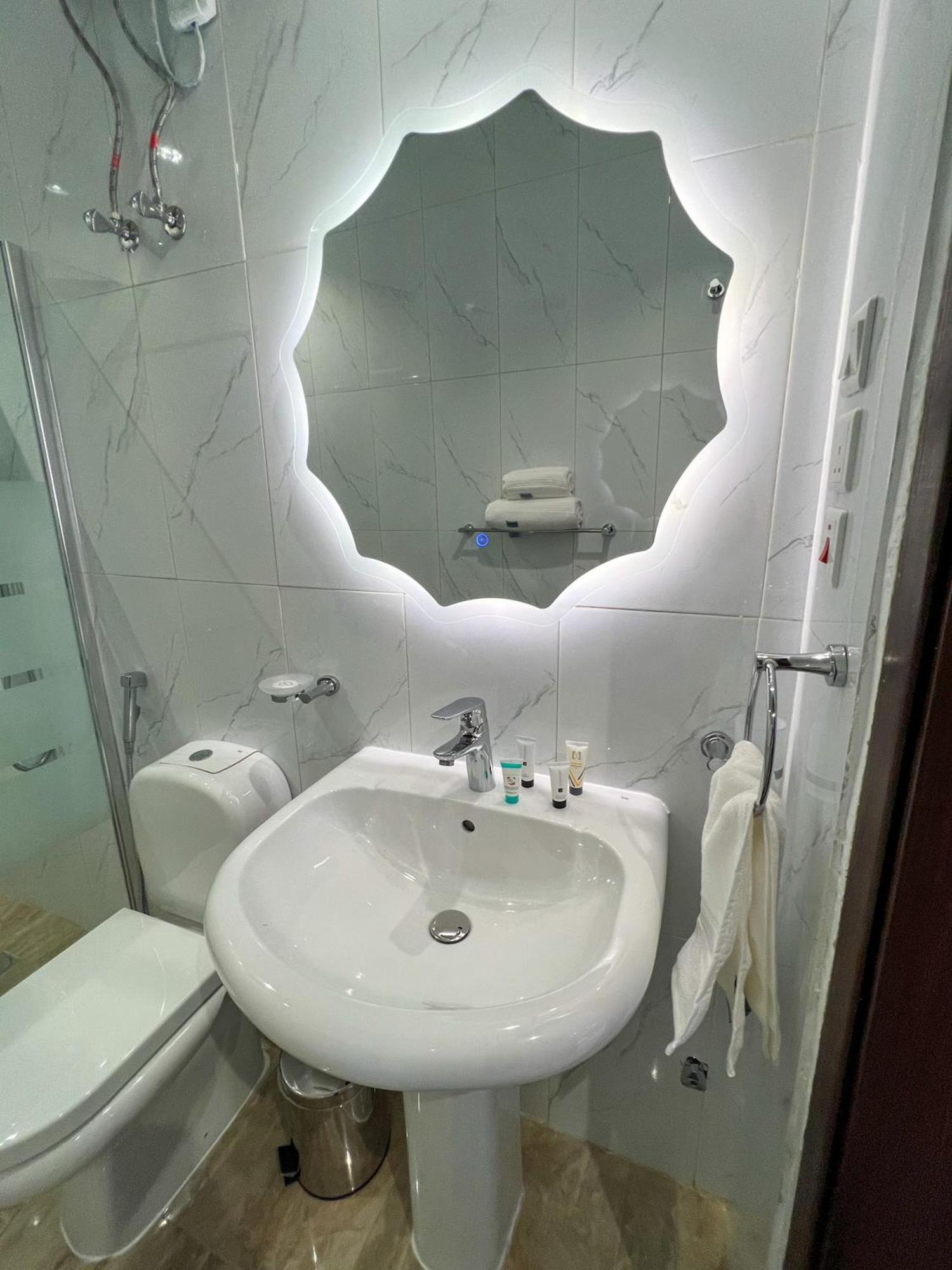 Red Sea Partial Sea View استديو بحر الأحمر اطلالة جزئية * Jeddah