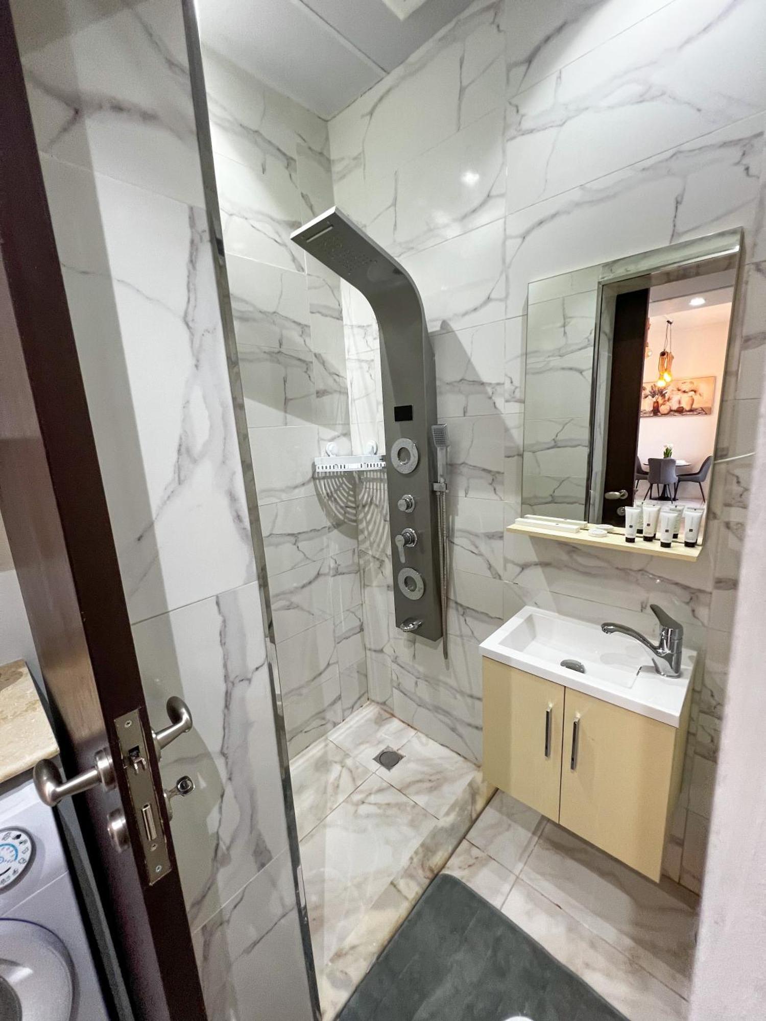 Red Sea Partial Sea View استديو بحر الأحمر اطلالة جزئية Jeddah